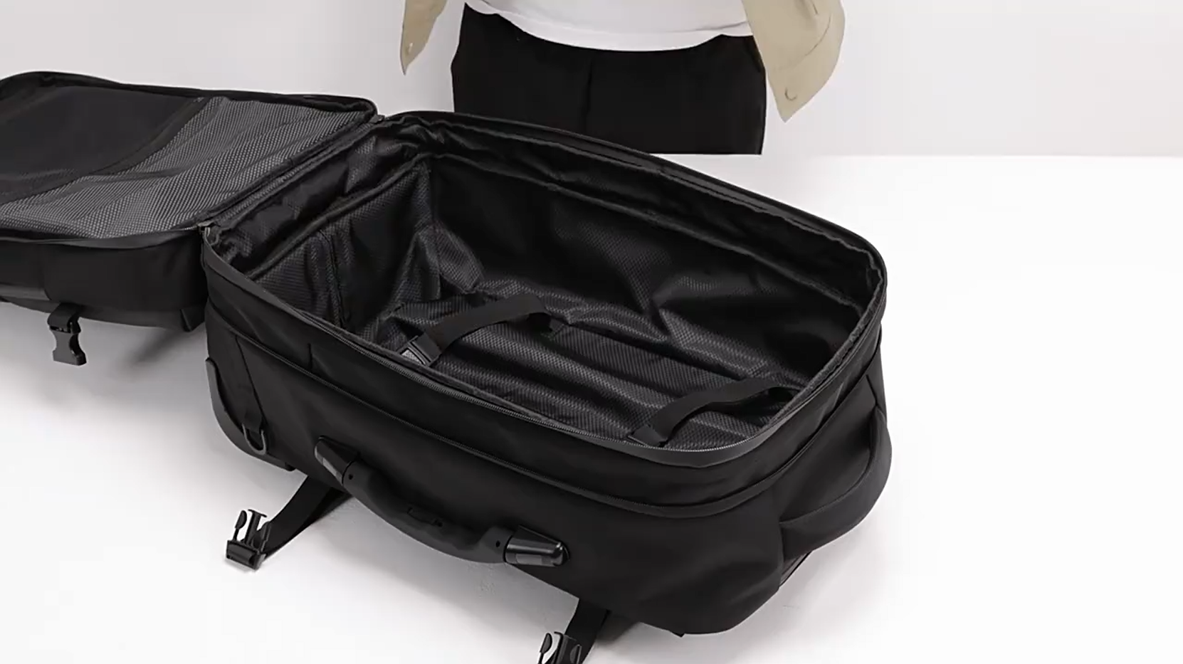 Translation missing: en.sections.video.load_video