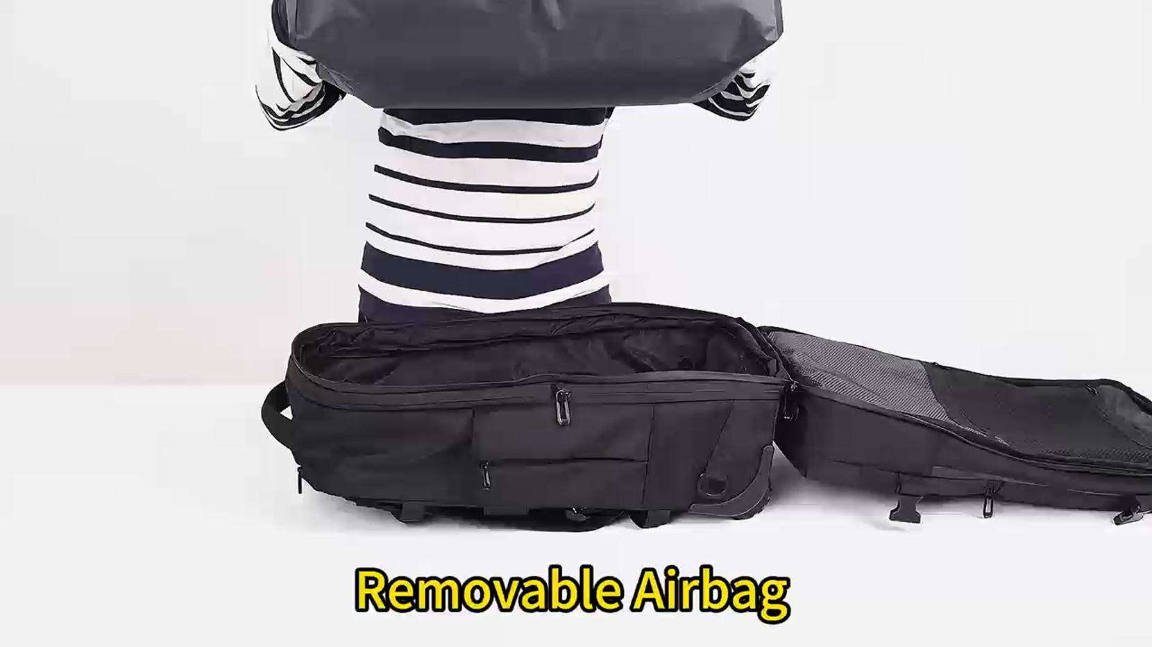 Translation missing: en.sections.video.load_video